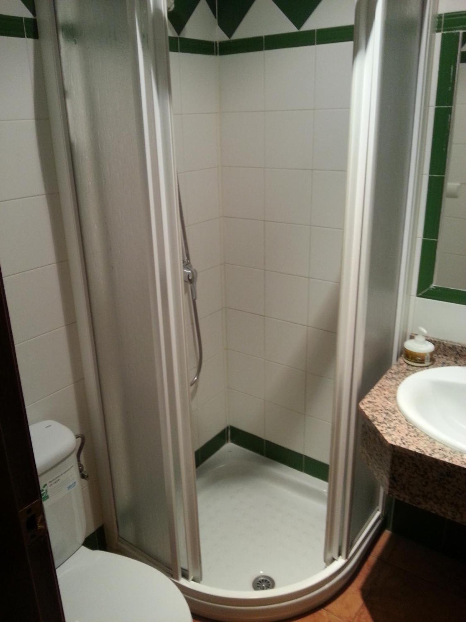 Hostal las Tres Jotas Alcaracejos Habitación foto